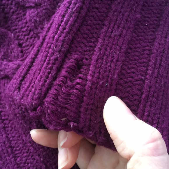 Suzy Shier. Sweater, purple. Size US M. Used. Good condition. Smoke free home - Picture 3 of 6